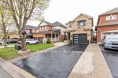 54 Thames Drive, Whitby, ON L1R 2R1