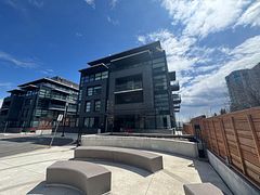 1608 Charles Street 449, Whitby, ON L1N 1B9