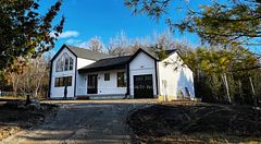 637 View Lake Road, Scugog, ON L0B 1K0