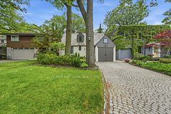 31 Glen Oak Drive, Toronto, ON M4E 1Y4
