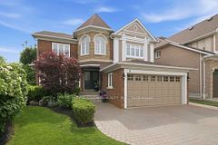 4 Dennis Drive, Ajax, ON L1T 4A9