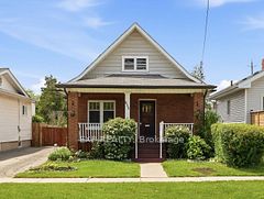 652 Hortop Street, Oshawa, ON L1G 4N5
