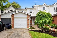 25 Hanning Court, Clarington, ON L1C 4R3