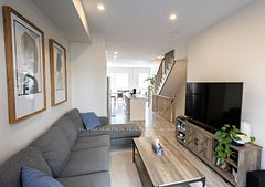 1623 Pleasure Valley Path N, Oshawa, ON L1G 0E3