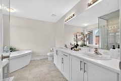 2144 Hallandale Street, Oshawa, ON L1L 0V1