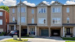34 Curran Hall Crescent, Toronto, ON M1G 0A2