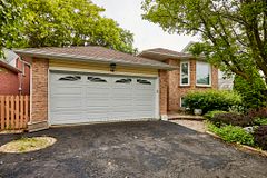 16 Concession Street E, Clarington, ON L1C 1Y5