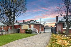 117 Marchington Circle, Toronto, ON M1R 3M9