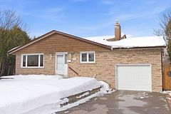 581 Arnhem Drive, Oshawa, ON L1G 2J7