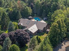 64 Woodbridge Circle, Scugog, ON L9L 2A9
