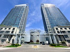 38 Lee Centre Drive 2101, Toronto, ON M1H 3J7