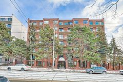 485 Kingston Road 714, Toronto, ON M4L 1V6