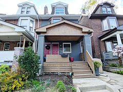 252 Greenwood Avenue 1, Toronto, ON M4L 2R3