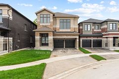 1857 Narcissus Gardens, Pickering, ON L1X 0K6