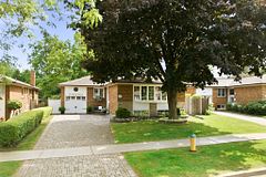 44 Fareham Crescent, Toronto, ON M1E 1J9
