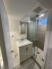 2 Norwalk Street, Toronto, ON M1J 2V1