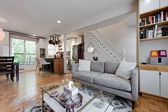 193 Coxwell Avenue Upper, Toronto, ON M4L 3B4