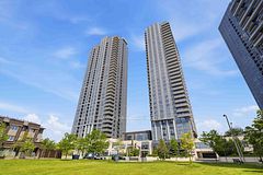 255 Village Green Square 3411, Toronto, ON M1S 0L7