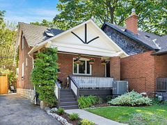 247 Gainsborough Road, Toronto, ON M4L 3C4