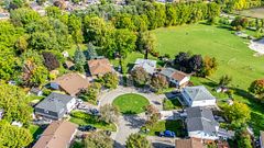 443 Brest Court, Oshawa, ON L1H 5X7
