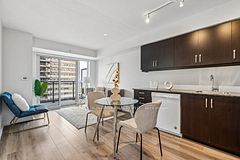 30 Meadowglen Place 1503, Toronto, ON M1G 0A6