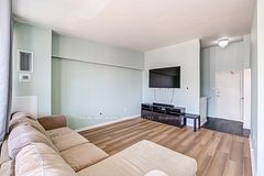 4060 Lawrence Avenue E 402, Toronto, ON M1E 4V4