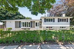 10 Gillbank Crescent S, Toronto, ON M1E 4H9