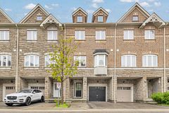 12 Waterstone Way, Whitby, ON L1N 0M3