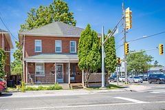 2 Liberty Street S, Clarington, ON L1C 2N2