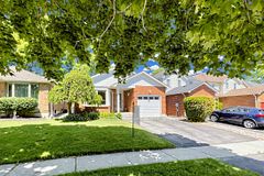 4 Prout Drive, Clarington, ON L1C 4A4