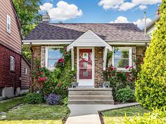 14 Beachdale Avenue, Toronto, ON M1N 1V8