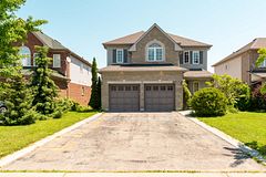 160 Millburn Drive, Clarington, ON L1C 5M1
