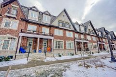 8 Eaton Park Lane 12, Toronto, ON M1W 0A5