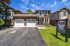 42 Hewitt Crescent, Ajax, ON L1S 7A4