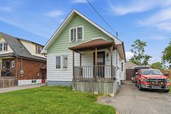 250 Mitchell Avenue, Oshawa, ON L1H 2V6