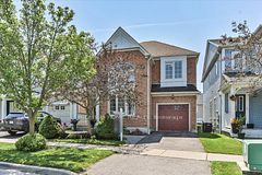 94 Moynahan Crescent, Ajax, ON L1Z 1M4