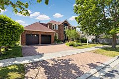 4 Atrium Lane, Toronto, ON M1B 4T3
