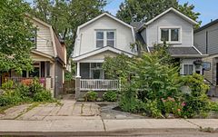 250 Springdale Boulevard, Toronto, ON M4C 1Z9