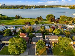 721 Leaside Street, Pickering, ON L1W 2X2