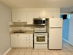 112 Homestead Road Lower, Toronto, ON M1E 3S2
