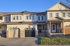 7 Macmillan Avenue, Whitby, ON L1R 3H4