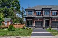 129 Hickory Street N, Whitby, ON L1N 3X6