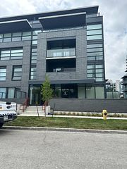 1614D Charles Street N 328, Whitby, ON L1N 0P4