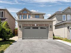 1118 Gossamer Drive, Pickering, ON L1X 2T7