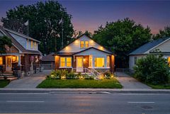 195 Park Road S, Oshawa, ON L1J 4H1