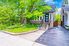 111 Eastwood Avenue, Toronto, ON M1N 3H4