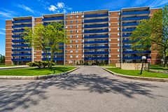 5 Glamorgan Avenue 412, Toronto, ON M1P 4P1