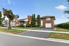 51 Sloley Road, Toronto, ON M1M 1C7