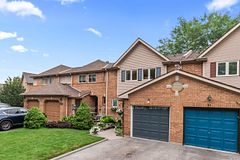 23 Woodward Drive, Whitby, ON L1N 8X3