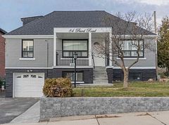 84 Peard Road 3, Toronto, ON M4B 1T9